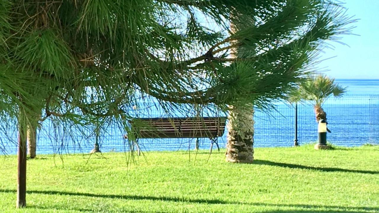 Mi Capricho 4B Beachfront - Apartment With Sea View - Costa Del Sol - La Cala De Mijas Exterior photo